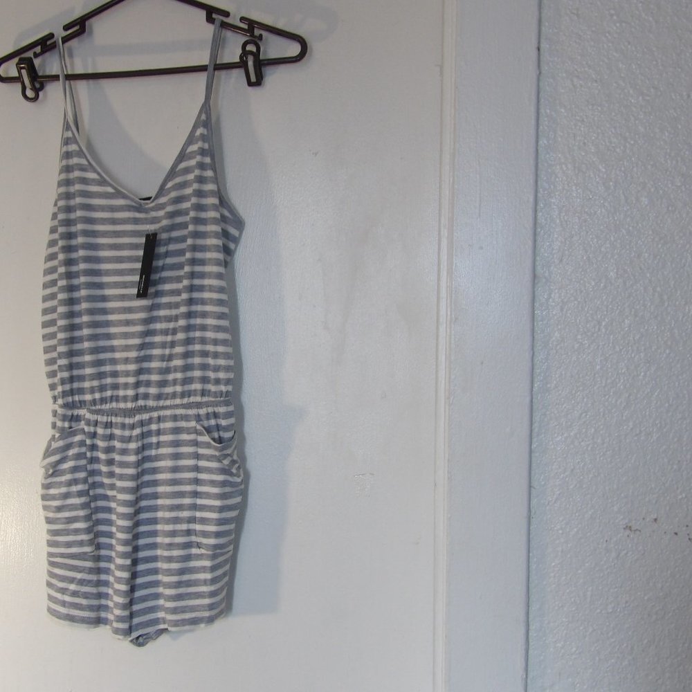 Nwt Michelle By Commune " Laguna" Striped Pocketed Romper Sz M